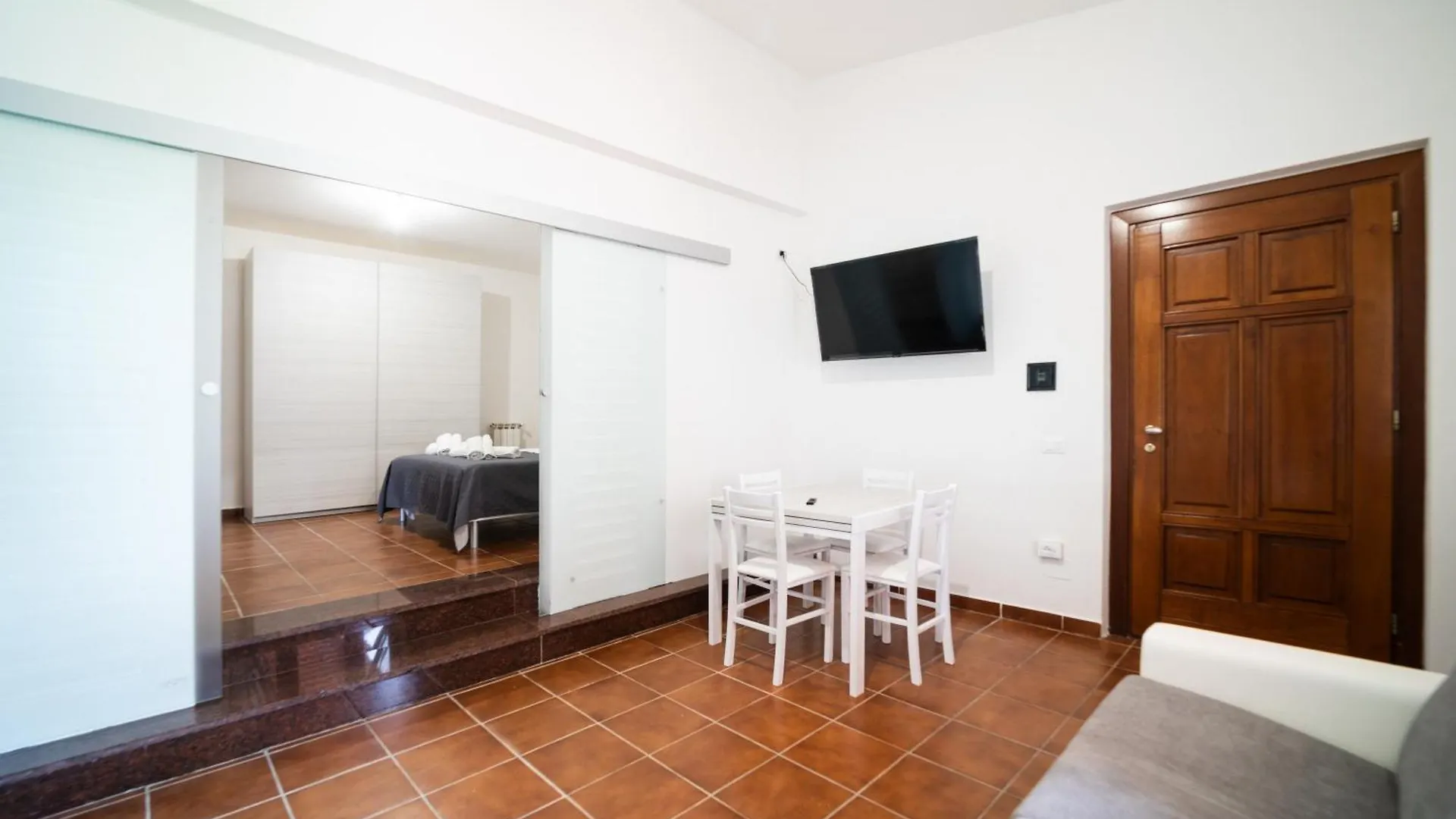 בית הארחה פוסאדה Mera House איטליה