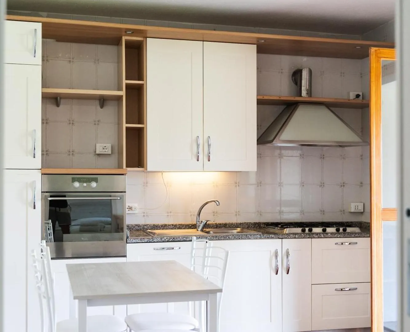 פוסאדה Mera House